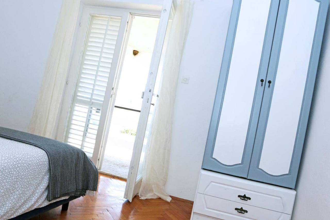 Apartman Charlie 브르시 외부 사진