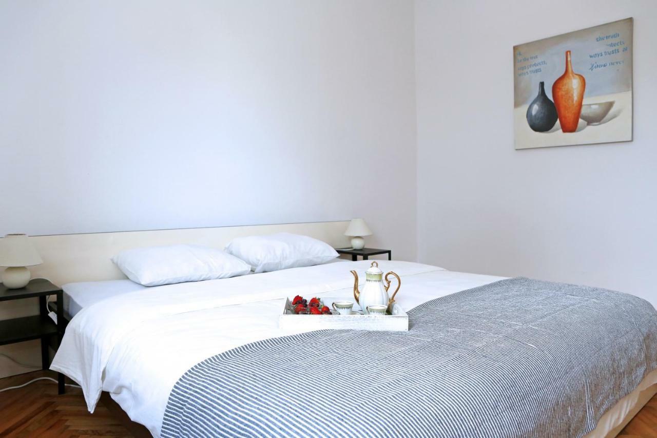 Apartman Charlie 브르시 외부 사진